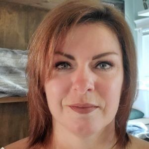 Meet your Posher, Connie